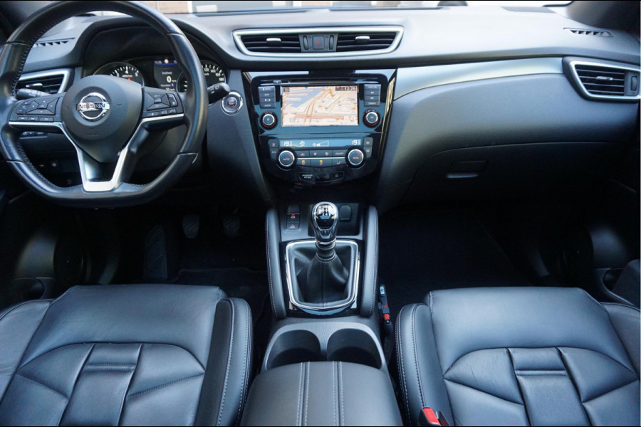 Nissan QASHQAI 1.3 DIG-T Tekna + Dynamic | NAPPA LEER | Panoramadak | Trekhaak | BOSE | Memory Pack | Adapieve cruise + Lane departure + Blindspot indicator | NL Auto | Dealer onderhouden