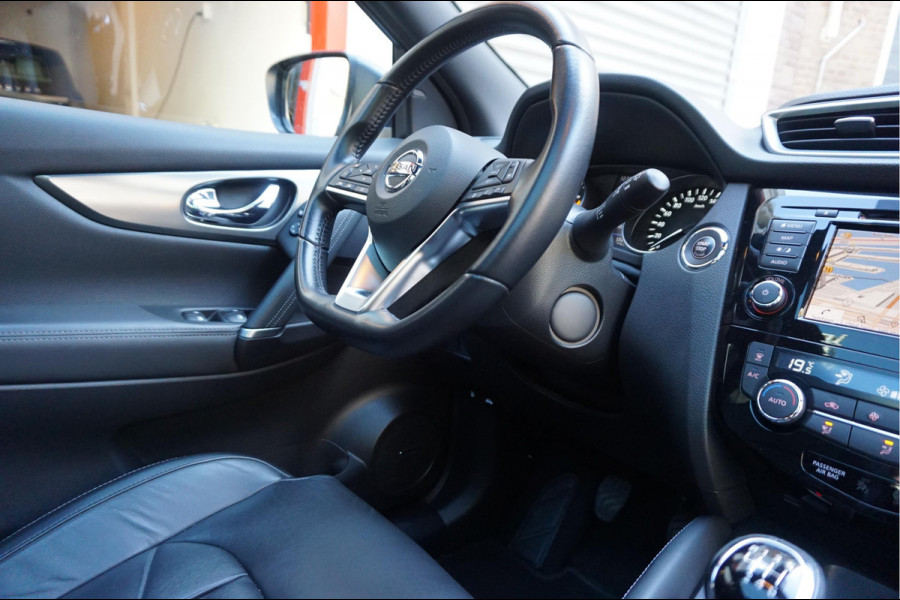 Nissan QASHQAI 1.3 DIG-T Tekna + Dynamic | NAPPA LEER | Panoramadak | Trekhaak | BOSE | Memory Pack | Adapieve cruise + Lane departure + Blindspot indicator | NL Auto | Dealer onderhouden