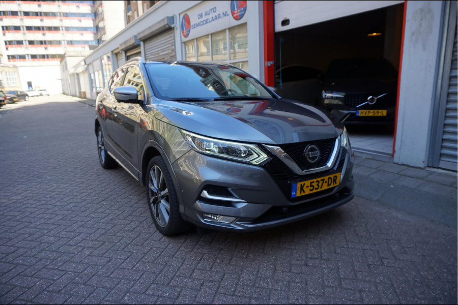 Nissan QASHQAI 1.3 DIG-T Tekna + Dynamic | NAPPA LEER | Panoramadak | Trekhaak | BOSE | Memory Pack | Adapieve cruise + Lane departure + Blindspot indicator | NL Auto | Dealer onderhouden