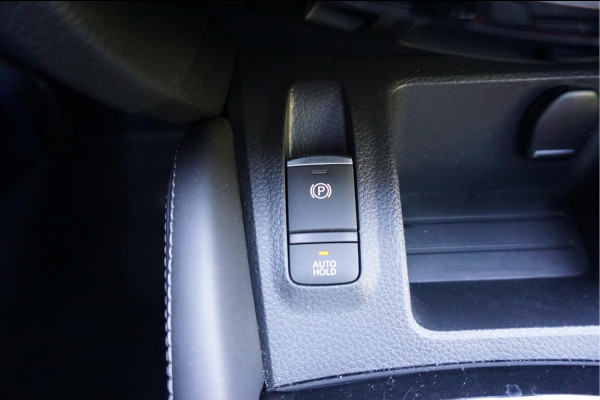 Nissan QASHQAI 1.3 DIG-T Tekna + Dynamic | NAPPA LEER | Panoramadak | Trekhaak | BOSE | Memory Pack | Adapieve cruise + Lane departure + Blindspot indicator | NL Auto | Dealer onderhouden