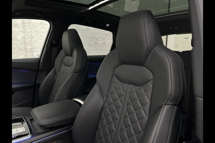 Audi Q7 60e 489pk S Competition RS-Seats | Carbon in/exterieur | B&O | Panorama | 360 Camera | Soft-Close | Head-Up | ACC | Matrix-LED | Keyless-Entry |  Lane & Side assist | Stuurwielverwarming | Alarm | 22" Audi Sport | Leder op Dashboard | Rijklaarprijs en fabrieksgarantie.