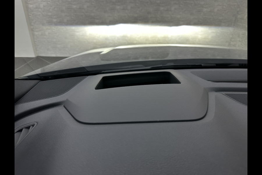 Audi Q7 60e 489pk S Competition RS-Seats | Carbon in/exterieur | B&O | Panorama | 360 Camera | Soft-Close | Head-Up | ACC | Matrix-LED | Keyless-Entry |  Lane & Side assist | Stuurwielverwarming | Alarm | 22" Audi Sport | Leder op Dashboard | Rijklaarprijs en fabrieksgarantie.