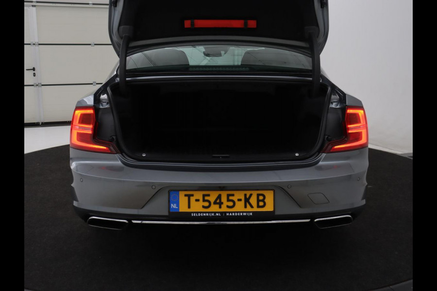 Volvo S90 2.0 T8 AWD Momentum+ | SOH 87,6% | Leder | Stoelverwarming | Adaptive cruise | Carplay | Camera | Memory | Navigatie | Full LED | Park Assist | Climate control | PHEV | Plug In