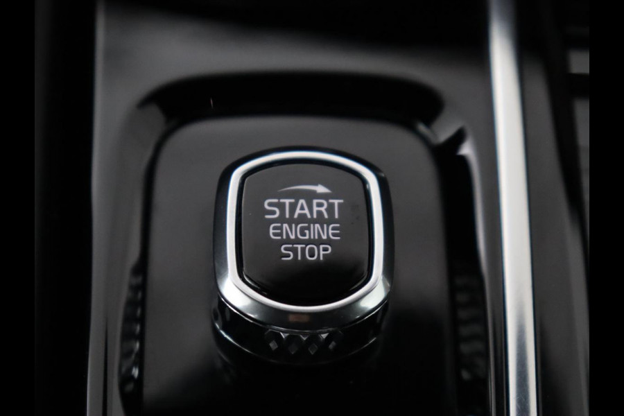 Volvo S90 2.0 T8 AWD Momentum+ | SOH 87,6% | Leder | Stoelverwarming | Adaptive cruise | Carplay | Camera | Memory | Navigatie | Full LED | Park Assist | Climate control | PHEV | Plug In