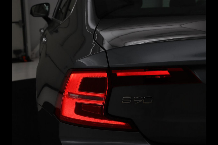 Volvo S90 2.0 T8 AWD Momentum+ | SOH 87,6% | Leder | Stoelverwarming | Adaptive cruise | Carplay | Camera | Memory | Navigatie | Full LED | Park Assist | Climate control | PHEV | Plug In