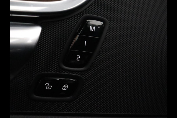 Volvo S90 2.0 T8 AWD Momentum+ | SOH 87,6% | Leder | Stoelverwarming | Adaptive cruise | Carplay | Camera | Memory | Navigatie | Full LED | Park Assist | Climate control | PHEV | Plug In