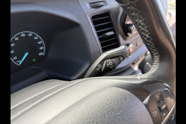 Ford Transit Custom 340 1.0 PHEV 125PK Plugin-hybride Automaat L1H1 Airco Cruise Control Parkeersensoren Voor- & Achter Stoelverwarming Inbouw