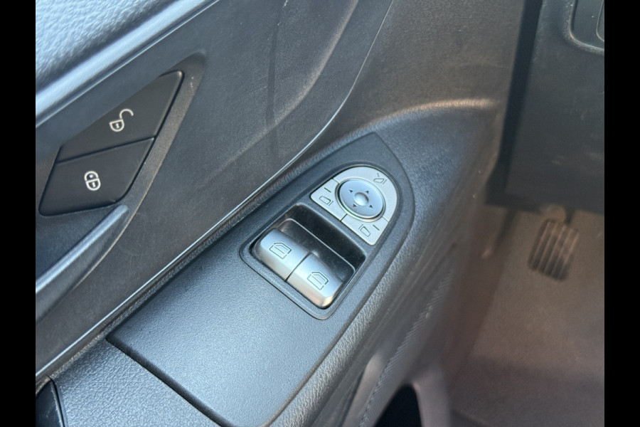 Mercedes-Benz Vito 114 1.9 CDI Automaat L2H1 Climate Control Carplay Camera