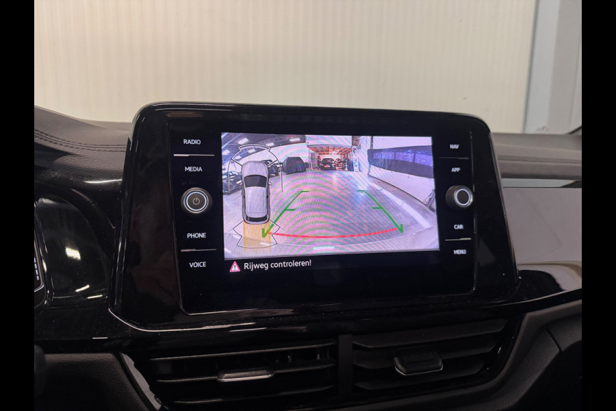 Volkswagen T-Roc 1.5 TSI R-Line Business | PANO | 3x R-LINE | BEATS AUDIO | IQ LIGHTS