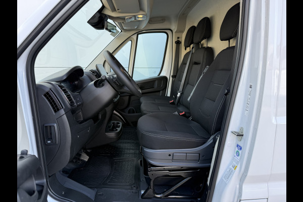 Opel Movano Electric 110kWh 270PK L3H3 420km WLTP BEV Elektrisch Snelladen Adaptive Cruise Control Climate control Navigatie Android Auto Laadkabel Parkeersensoren