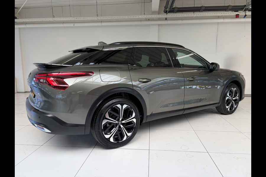 Citroën C5 X 130pk Automaat Business Plus | Leder | Navigatie | Apple Carplay/Android Auto| Achteruitrijcamera | Voorruitverwarming | Stuurwielverwarming