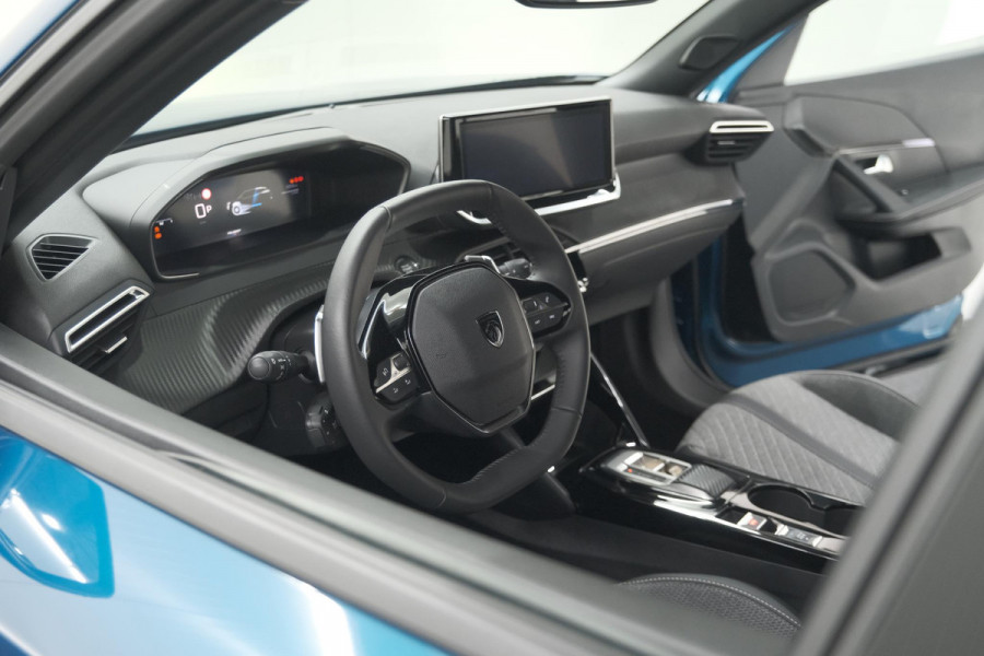 Peugeot 2008 Hybrid 145 Allure | 360 Camera | Adaptieve Cruise Control | Dodehoekdetectie | Apple Carplay
