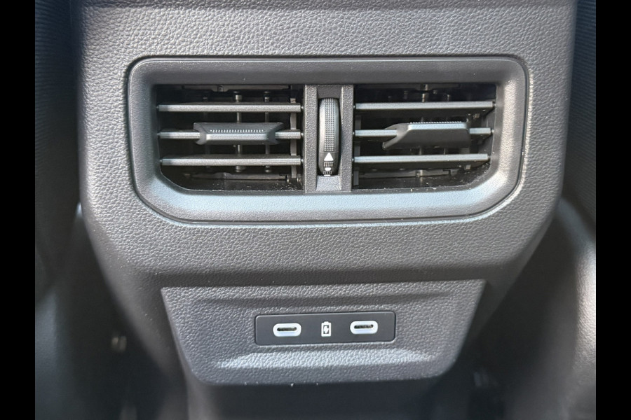 Renault Austral 1.2 E-Tech full hybrid Digital Dash Panorama Camera+Pdc Stoel/stuur verwarming Adapt cruise Carplay