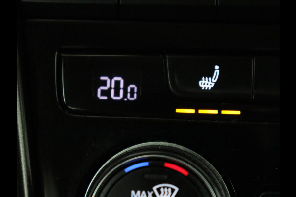 Volkswagen T-Roc 1.0 TSI Style | Stoelverwarming | Camera | Carplay | Adaptive cruise | Navigatie | Full LED | Climate control | DAB | Bluetooth | Parkeerhulp | Getint glas