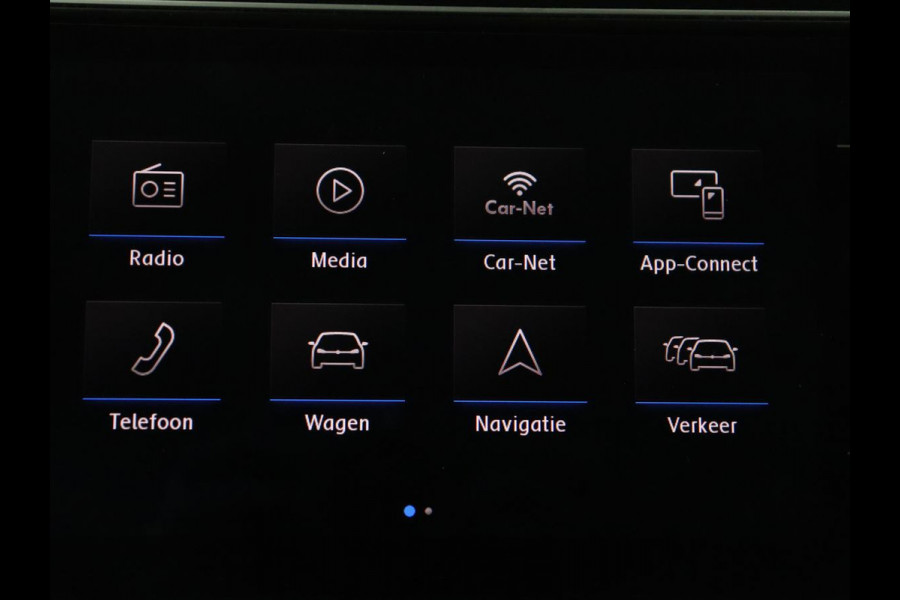 Volkswagen T-Roc 1.0 TSI Style | Stoelverwarming | Camera | Carplay | Adaptive cruise | Navigatie | Full LED | Climate control | DAB | Bluetooth | Parkeerhulp | Getint glas