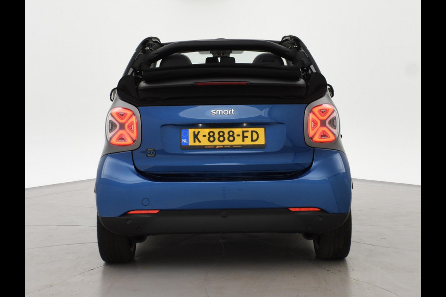 Smart Fortwo cabrio EQ COMFORT PLUS 18 KW + 16 INCH LMV | LEDER | STOELVERW. | CAMERA | NAVIGATIE
