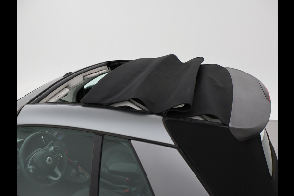 Smart Fortwo cabrio EQ COMFORT PLUS 18 KW + 16 INCH LMV | LEDER | STOELVERW. | CAMERA | NAVIGATIE