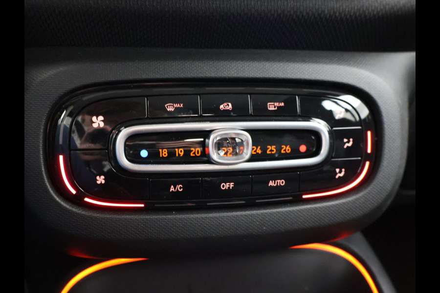 Smart Fortwo cabrio EQ COMFORT PLUS 18 KW + 16 INCH LMV | LEDER | STOELVERW. | CAMERA | NAVIGATIE