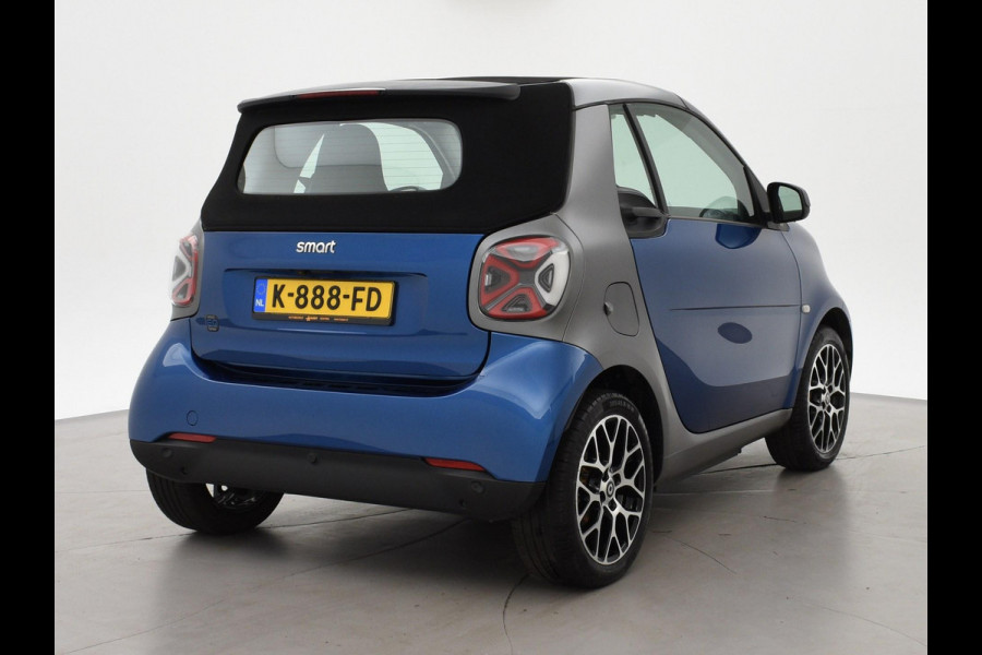 Smart Fortwo cabrio EQ COMFORT PLUS 18 KW + 16 INCH LMV | LEDER | STOELVERW. | CAMERA | NAVIGATIE