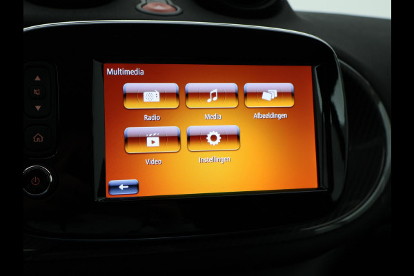 Smart Fortwo cabrio EQ COMFORT PLUS 18 KW + 16 INCH LMV | LEDER | STOELVERW. | CAMERA | NAVIGATIE
