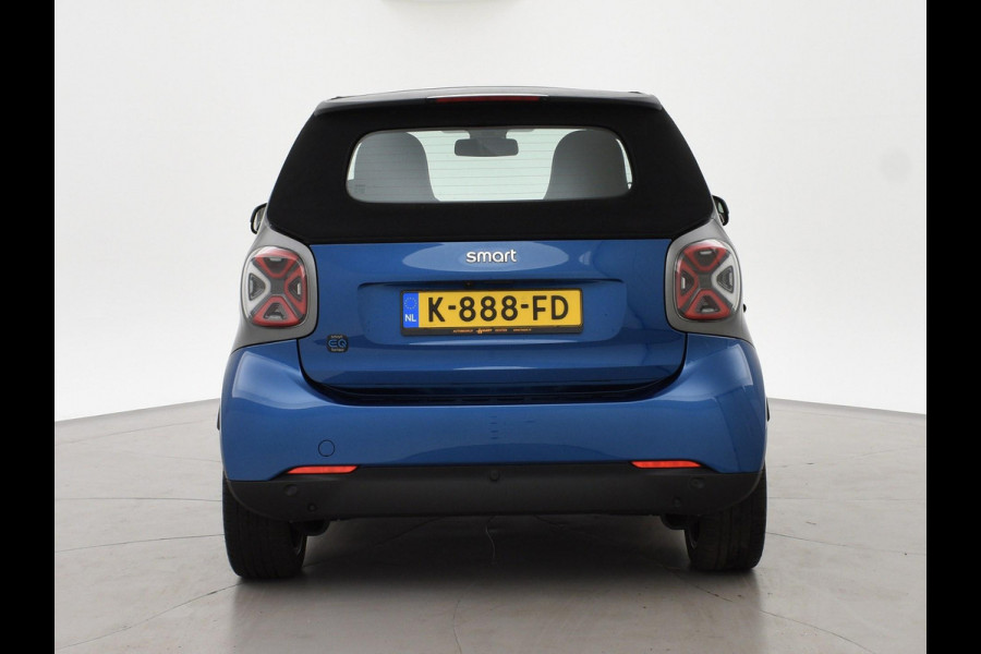 Smart Fortwo cabrio EQ COMFORT PLUS 18 KW + 16 INCH LMV | LEDER | STOELVERW. | CAMERA | NAVIGATIE