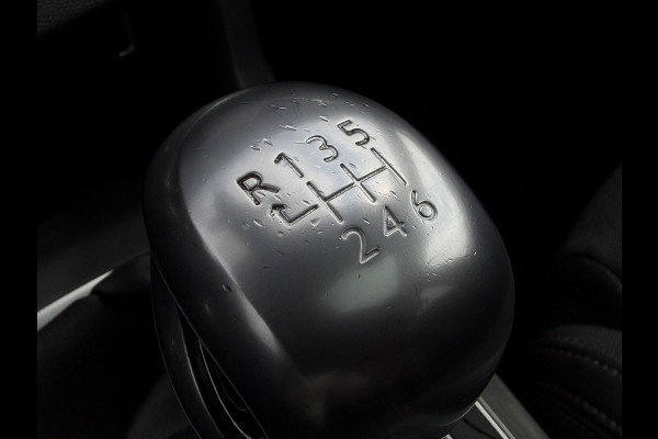 Peugeot 308 1.2 PureTech Allure / Pano / Riem VV