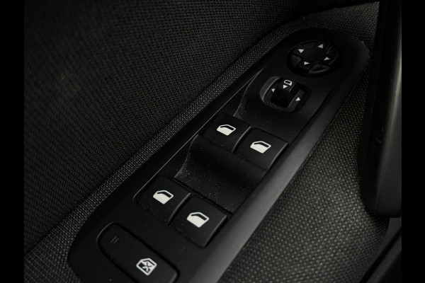 Peugeot 308 1.2 PureTech Allure / Pano / Riem VV