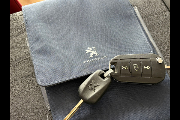 Peugeot 308 1.2 PureTech Allure / Pano / Riem VV