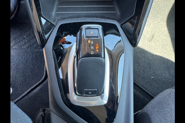 Peugeot 208 1.2 PureTech Active AUTOMAAT 70310 KM INCL. NIEUWE DISTRIBUTIERIEM CARPLAY/ANDROID AUTO