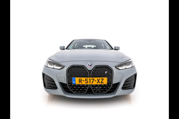 BMW i4 eDrive40 84 kWh M-Sport *M50 JAHRE* [ 3-Fase-11 kW ] {SOH-96%} (INCL-BTW) *LEATHER-ALCANTARA | FULL-LED | ADAPTIVE-CRUISE | HEATED-SPORTSEATS | CAMERA | DAB | DIGI-COCKPIT | NAVI-FULLMAP | AMBIENT-LIGHT | ECC | PDC | CARPLAY | KEYLESS | SHIFTPADDLES | 18