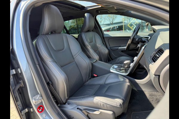 Volvo V60 2.0 T4 Business Sport, R Design, automaat, NAP, Leder