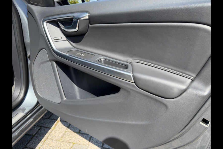 Volvo V60 2.0 T4 Business Sport, R Design, automaat, NAP, Leder