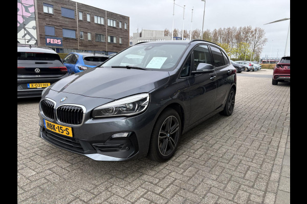BMW 2 Serie Active Tourer 225xe iPerformance Executive | Trekhaak | Stoelverwarming | Camera