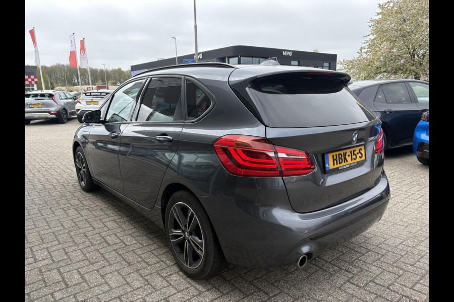 BMW 2 Serie Active Tourer 225xe iPerformance Executive | Trekhaak | Stoelverwarming | Camera