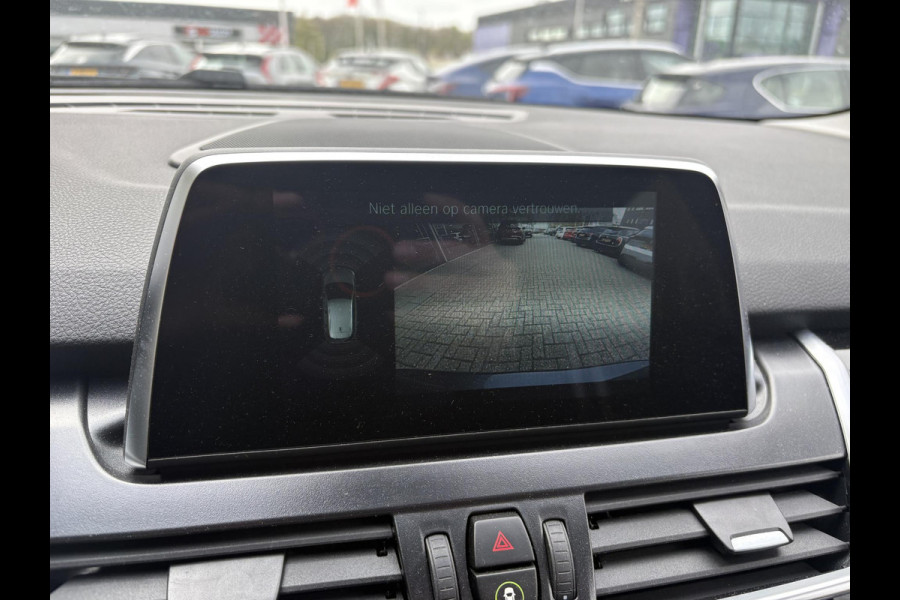 BMW 2 Serie Active Tourer 225xe iPerformance Executive | Trekhaak | Stoelverwarming | Camera
