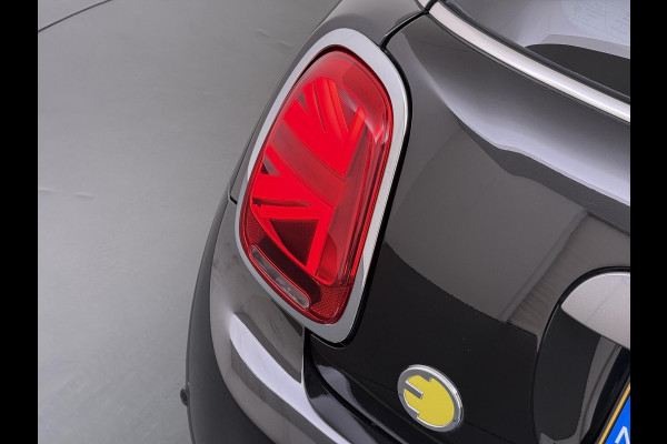MINI Electric Yours 33 kWh SOH 100% | SUPER COMPLEET UITGEVOERD| PANO | HARMAN KARDON | STOELVERWARMING| HEAD-UP DISPLAY| ACHTERUITRIJCAMERA|
