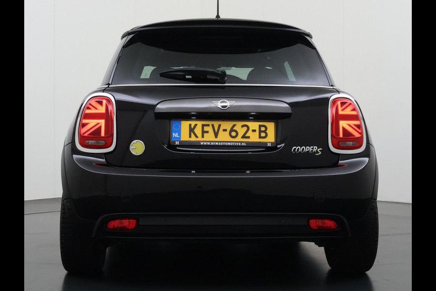 MINI Electric Yours 33 kWh SOH 100% | SUPER COMPLEET UITGEVOERD| PANO | HARMAN KARDON | STOELVERWARMING| HEAD-UP DISPLAY| ACHTERUITRIJCAMERA|