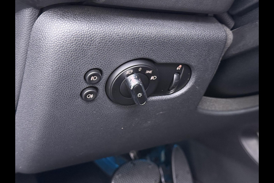 MINI Electric Yours 33 kWh SOH 100% | SUPER COMPLEET UITGEVOERD| PANO | HARMAN KARDON | STOELVERWARMING| HEAD-UP DISPLAY| ACHTERUITRIJCAMERA|
