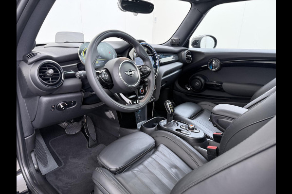 MINI Electric Yours 33 kWh SOH 100% | SUPER COMPLEET UITGEVOERD| PANO | HARMAN KARDON | STOELVERWARMING| HEAD-UP DISPLAY| ACHTERUITRIJCAMERA|