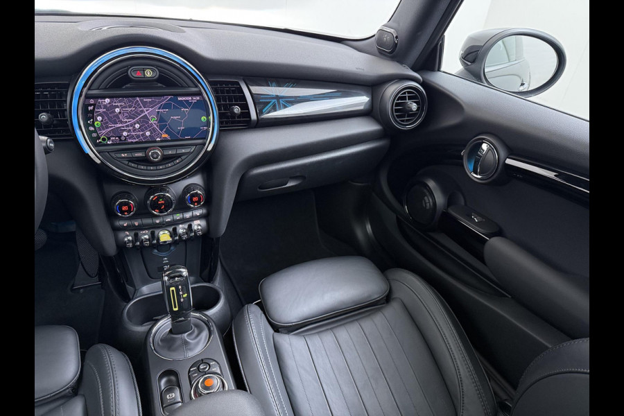 MINI Electric Yours 33 kWh SOH 100% | SUPER COMPLEET UITGEVOERD| PANO | HARMAN KARDON | STOELVERWARMING| HEAD-UP DISPLAY| ACHTERUITRIJCAMERA|