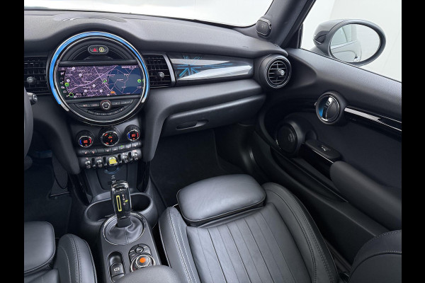 MINI Electric Yours 33 kWh SOH 100% | SUPER COMPLEET UITGEVOERD| PANO | HARMAN KARDON | STOELVERWARMING| HEAD-UP DISPLAY| ACHTERUITRIJCAMERA|