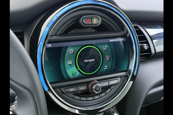 MINI Electric Yours 33 kWh SOH 100% | SUPER COMPLEET UITGEVOERD| PANO | HARMAN KARDON | STOELVERWARMING| HEAD-UP DISPLAY| ACHTERUITRIJCAMERA|