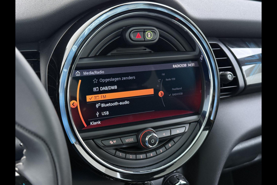MINI Electric Yours 33 kWh SOH 100% | SUPER COMPLEET UITGEVOERD| PANO | HARMAN KARDON | STOELVERWARMING| HEAD-UP DISPLAY| ACHTERUITRIJCAMERA|