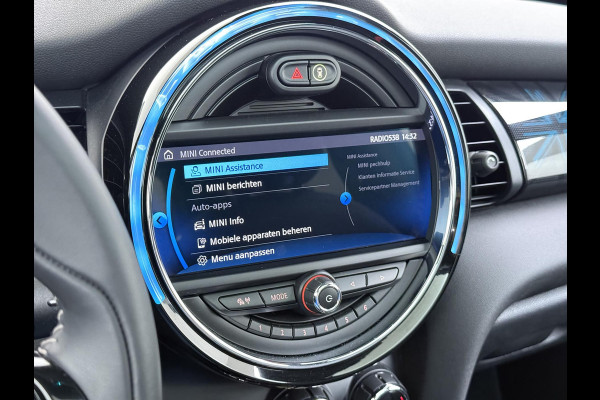 MINI Electric Yours 33 kWh SOH 100% | SUPER COMPLEET UITGEVOERD| PANO | HARMAN KARDON | STOELVERWARMING| HEAD-UP DISPLAY| ACHTERUITRIJCAMERA|