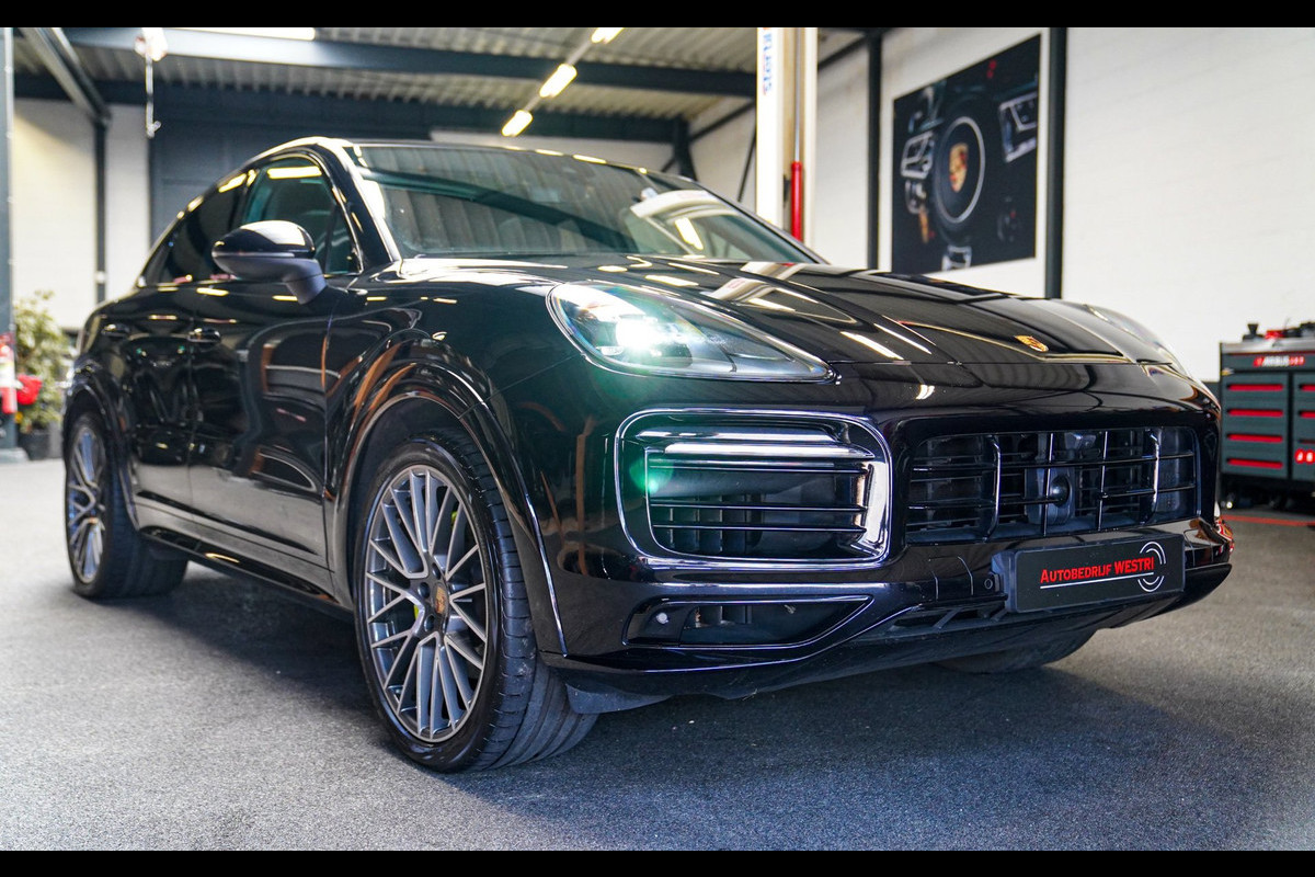 Porsche Cayenne Coupé 3.0 E-Hybrid | Softclose | Luchtvering | Bose | Panorama