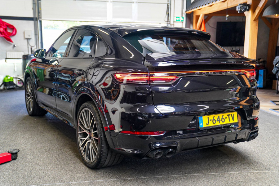 Porsche Cayenne Coupé 3.0 E-Hybrid | Softclose | Luchtvering | Bose | Panorama