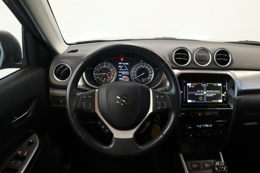 Suzuki Vitara 1.4 Boosterjet Style Smart Hybrid Navigatie Full-led Trekhaak * Hemelvaartsdag geopend van 12:00 tot 17:00u *