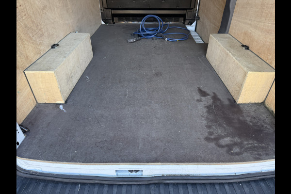 Ford E-Transit 68kWh 184PK L2H2 317km WLTP 94,9% (SOH) BEV Snelladen Cruise control Climate control Carplay Navigatie Laadkabel Parkeersensoren