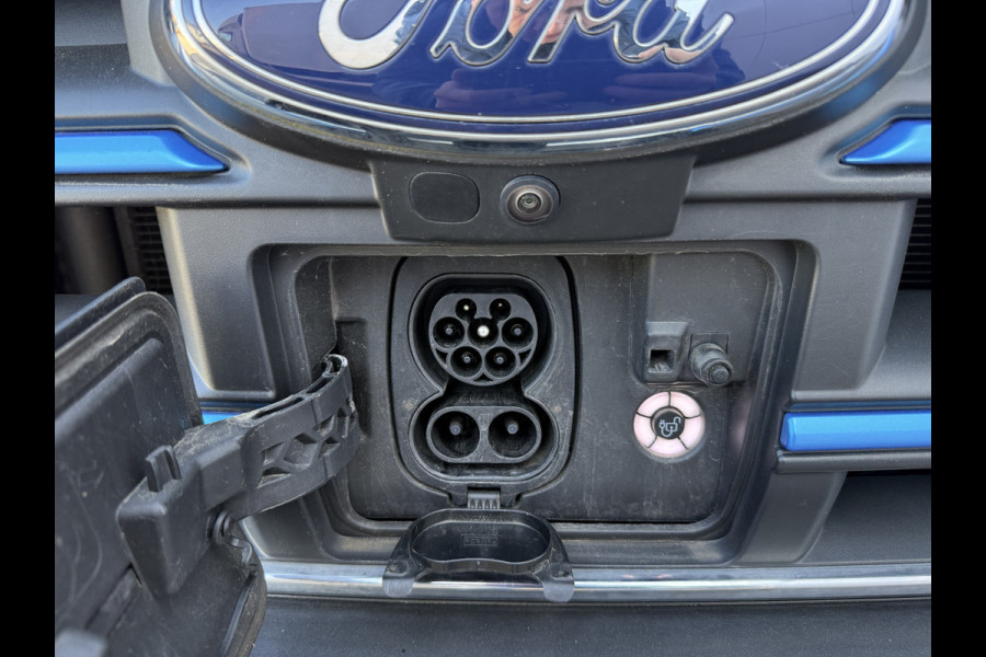 Ford E-Transit 68kWh 184PK L2H2 317km WLTP 94,9% (SOH) BEV Snelladen Cruise control Climate control Carplay Navigatie Laadkabel Parkeersensoren