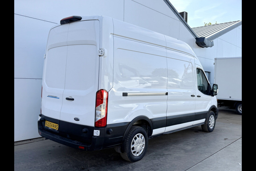 Ford E-Transit 68kWh 184PK L3H3 317km WLTP 95,7% (SOH) BEV Snelladen Camera Cruise control Climate control Carplay Navigatie Laadkabel Parkeersensoren